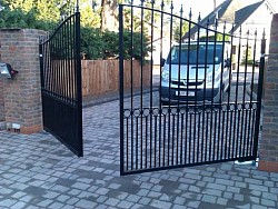 Swing Automatic gate Installations